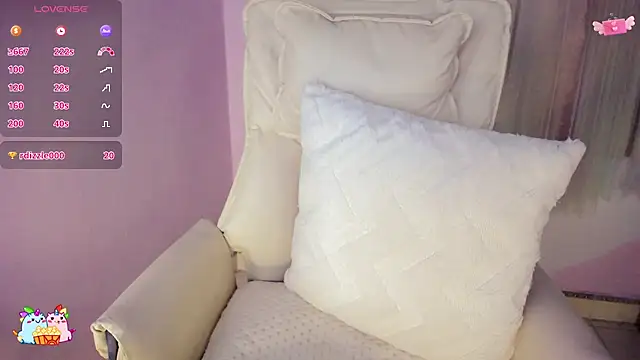   18Angel   online show from January 9, 7:04 am