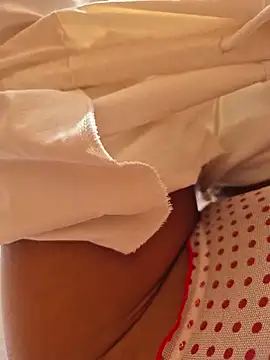 SexyErola27 online show from October 31, 10:01 am