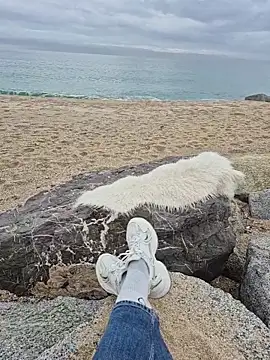 SexyErola27 online show from December 19, 1:24 pm