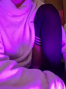 SexyErola27 online show from January 5, 5:27 pm