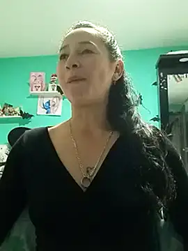 Snapshot of emilypoppy3 chatting on March 17, 3:40 pm emilypoppy3 online show from March 17, 3:40 pm