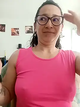 emilypoppy3 online show from March 8, 1:03 pm