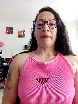 emilypoppy3 online show from March 12, 8:24 pm