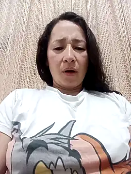 emilypoppy3 online show from December 19, 8:44 pm