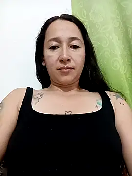 emilypoppy3 online show from January 16, 8:35 pm