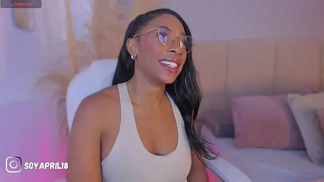 aprilebony  online show from March 31, 10:39 am