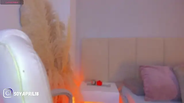 aprilebony  online show from March 12, 11:14 am