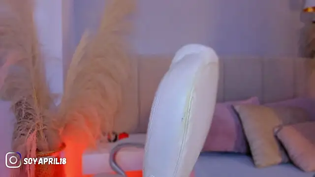 aprilebony  online show from March 20, 10:38 am