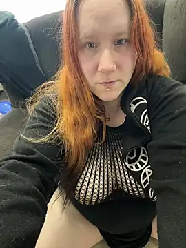 Snapshot of MaraNightmare chatting on January 21, 9:24 am MaraNightmare online show from January 21, 9:24 am