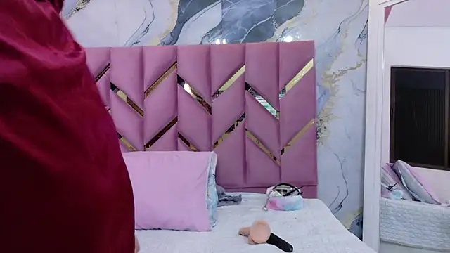 daddys little princesss online show from February 16, 7:23 pm