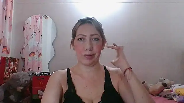 stephanie allen online show from October 30, 6:23 am