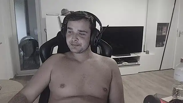 SharkLuigi online show from October 17, 4:20 pm