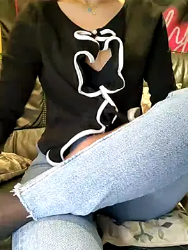 Melody87 online show from November 29, 9:15 pm