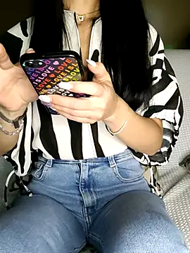 Melody87 online show from October 31, 6:26 pm