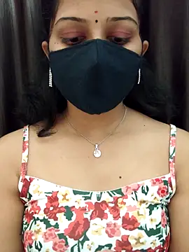 Angleannie online show from April 8, 4:30 pm