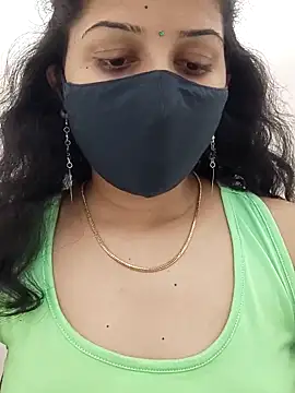 Snapshot of Angleannie chatting on November 1, 4:23 pm Angleannie online show from November 1, 4:23 pm