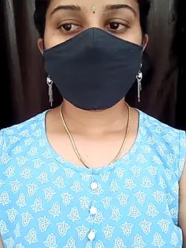 Snapshot of Angleannie chatting on November 17, 8:07 am Angleannie online show from November 17, 8:07 am