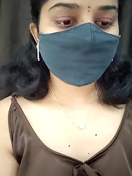 Angleannie online show from February 6, 6:04 pm