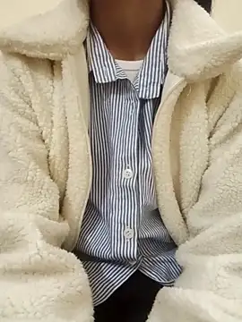 Snapshot of Kumkum_36 chatting on December 15, 5:13 am Kumkum 36 online show from December 15, 5:13 am