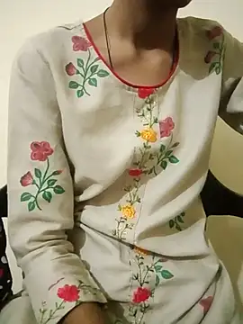 Snapshot of Kumkum_36 chatting on September 14, 4:57 am Kumkum 36 online show from September 14, 4:57 am