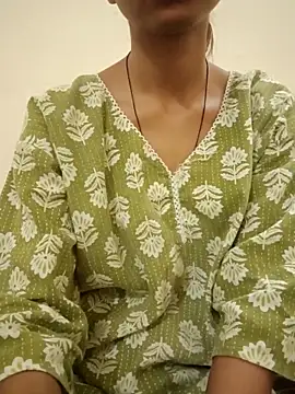 Snapshot of Kumkum_36 chatting on November 13, 4:49 am Kumkum 36 online show from November 13, 4:49 am