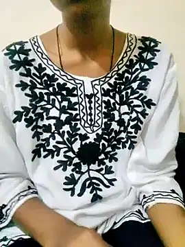 Snapshot of Kumkum_36 chatting on March 18, 9:45 am Kumkum 36 online show from March 18, 9:45 am