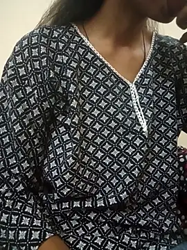 Snapshot of Kumkum_36 chatting on October 15, 4:33 am Kumkum 36 online show from October 15, 4:33 am