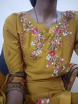 Snapshot of Kumkum_36 chatting on November 2, 4:39 am Kumkum 36 online show from November 2, 4:39 am