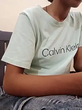 Snapshot of Kumkum_36 chatting on September 29, 5:03 am Kumkum 36 online show from September 29, 5:03 am