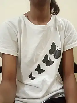 Snapshot of Kumkum_36 chatting on October 25, 4:33 am Kumkum 36 online show from October 25, 4:33 am