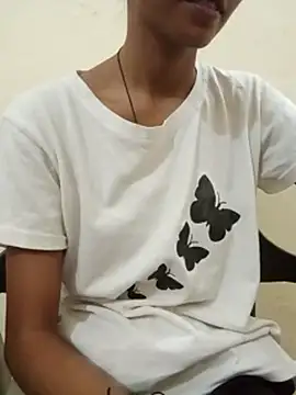 Snapshot of Kumkum_36 chatting on September 24, 4:41 am Kumkum 36 online show from September 24, 4:41 am