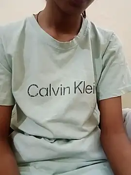 Snapshot of Kumkum_36 chatting on October 16, 4:32 am Kumkum 36 online show from October 16, 4:32 am