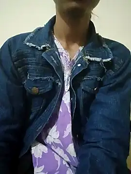 Snapshot of Kumkum_36 chatting on November 22, 4:44 am Kumkum 36 online show from November 22, 4:44 am