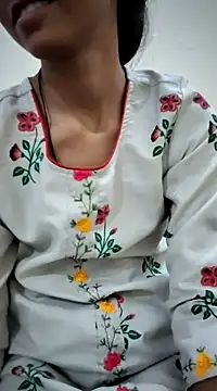 Snapshot of Kumkum_36 chatting on March 9, 11:36 am Kumkum 36 online show from March 9, 11:36 am