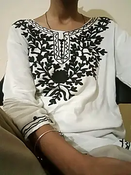 Snapshot of Kumkum_36 chatting on September 10, 4:55 am Kumkum 36 online show from September 10, 4:55 am