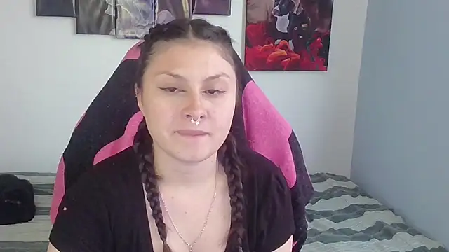Snapshot of jessica_gomez chatting on October 16, 10:29 pm jessica gomez online show from October 16, 10:29 pm