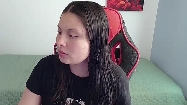 jessica gomez online show from November 6, 8:35 pm