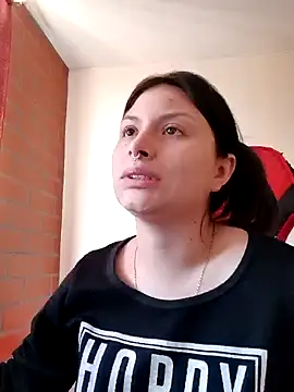 Snapshot of jessica_gomez chatting on March 15, 3:59 pm jessica gomez online show from March 15, 3:59 pm