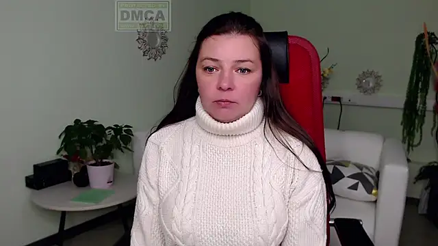 Snapshot of Lily_flower7 chatting on October 30, 6:01 am Lily flower7 online show from October 30, 6:01 am