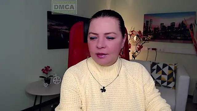 Snapshot of Lily_flower7 chatting on November 30, 9:10 am Lily flower7 online show from November 30, 9:10 am