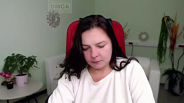 Lily flower7 online show from October 2, 4:38 am