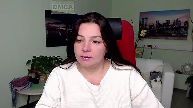 Snapshot of Lily_flower7 chatting on November 5, 4:48 am Lily flower7 online show from November 5, 4:48 am