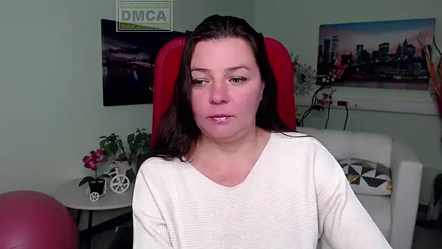 Snapshot of Lily_flower7 chatting on November 26, 10:04 am Lily flower7 online show from November 26, 10:04 am