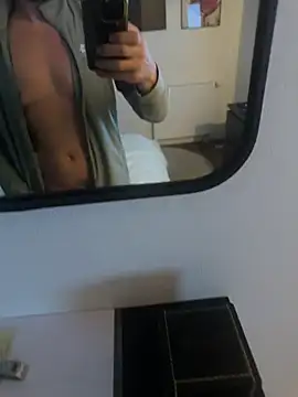 Guitccch online show from November 4, 9:07 pm