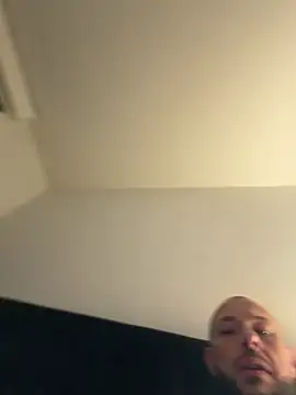 Guitccch online show from January 13, 4:05 am