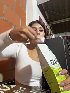 CandyRoxx1  online show from March 15, 5:58 am