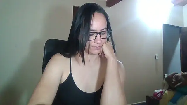 brittanycheeks online show from April 22, 2:29 am