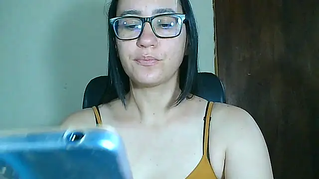 brittanycheeks online show from May 18, 11:31 pm