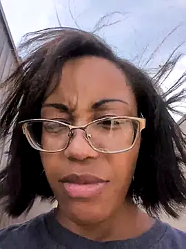 samone9 online show from April 2, 4:57 pm