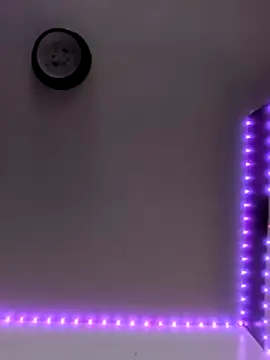 samone9 online show from April 3, 7:09 pm